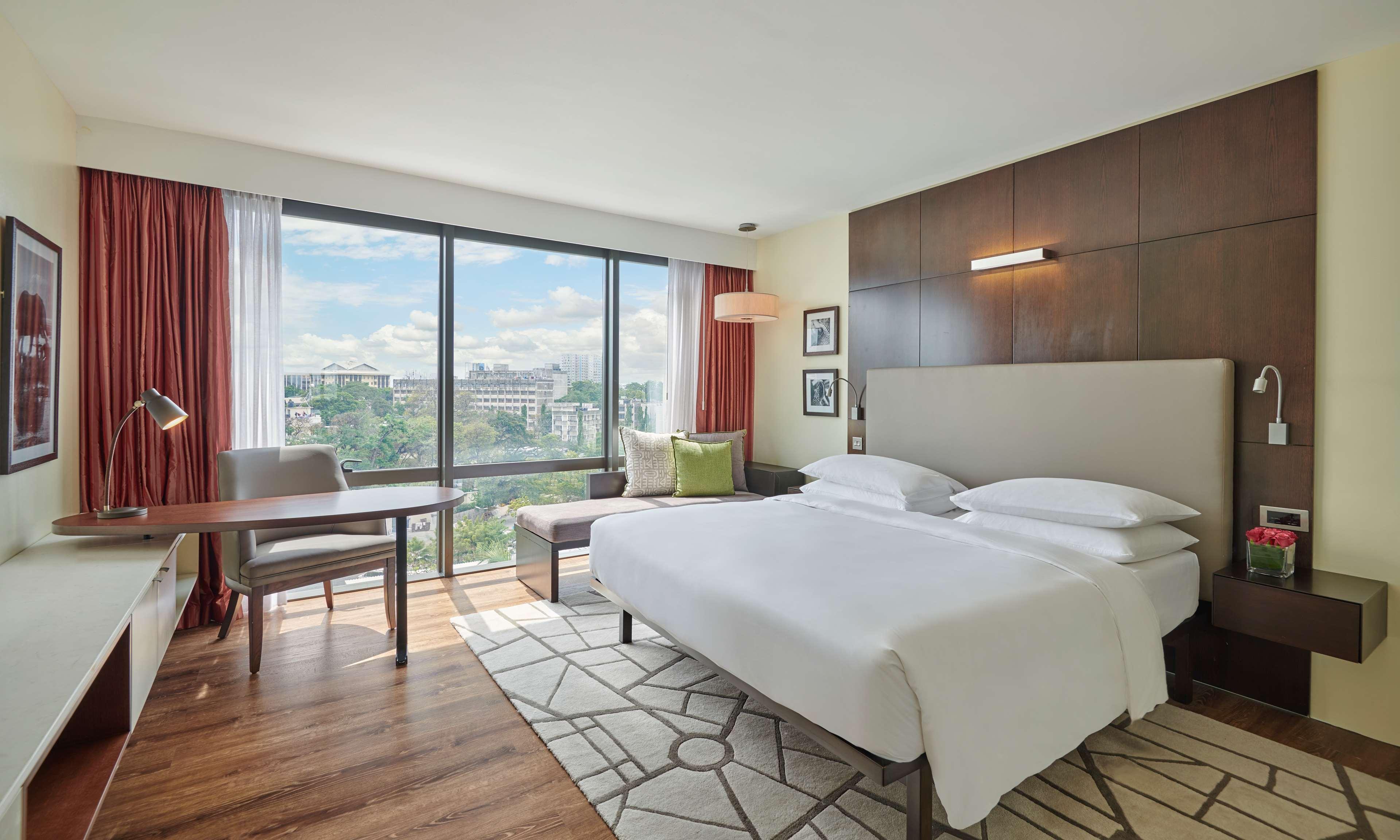 Hotel Hyatt Regency Dar Es Salaam, The Kilimanjaro 5*