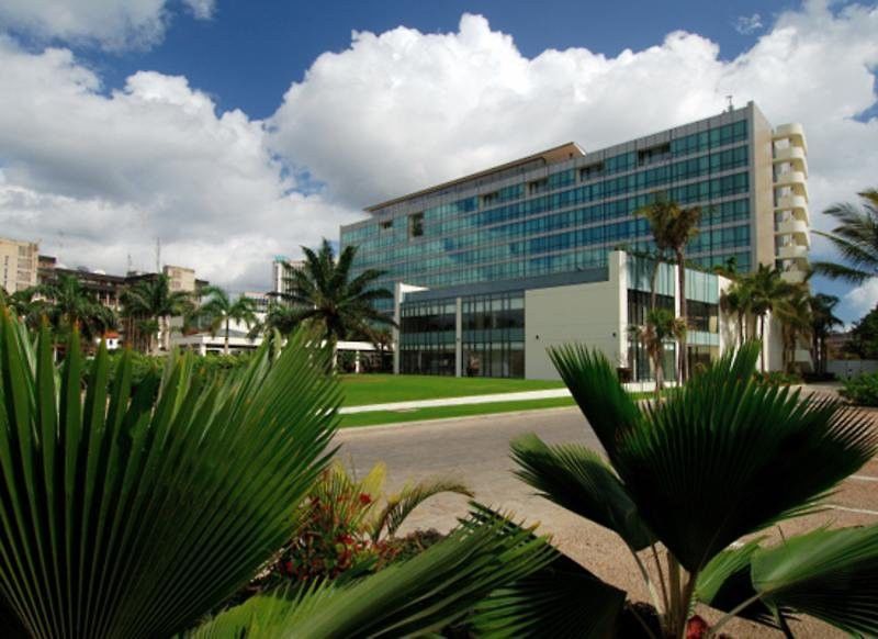Hyatt Regency Dar Es Salaam, The Kilimanjaro Hotel